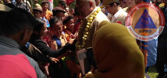 Bantuan Banjir Gubernur Sumsel H.Alex Noerdin ke Kabupaten MUBA