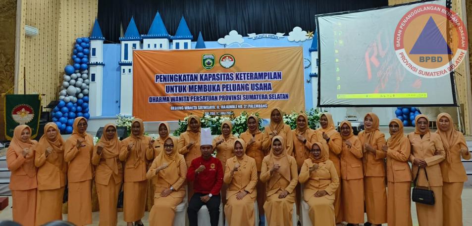 Ibu-ibu Dharma Wanita BPBD Sumsel Hadiri Pelatihan Kapasitas Keterampilan Melalui Pelatihan Dimsum dan Siomay